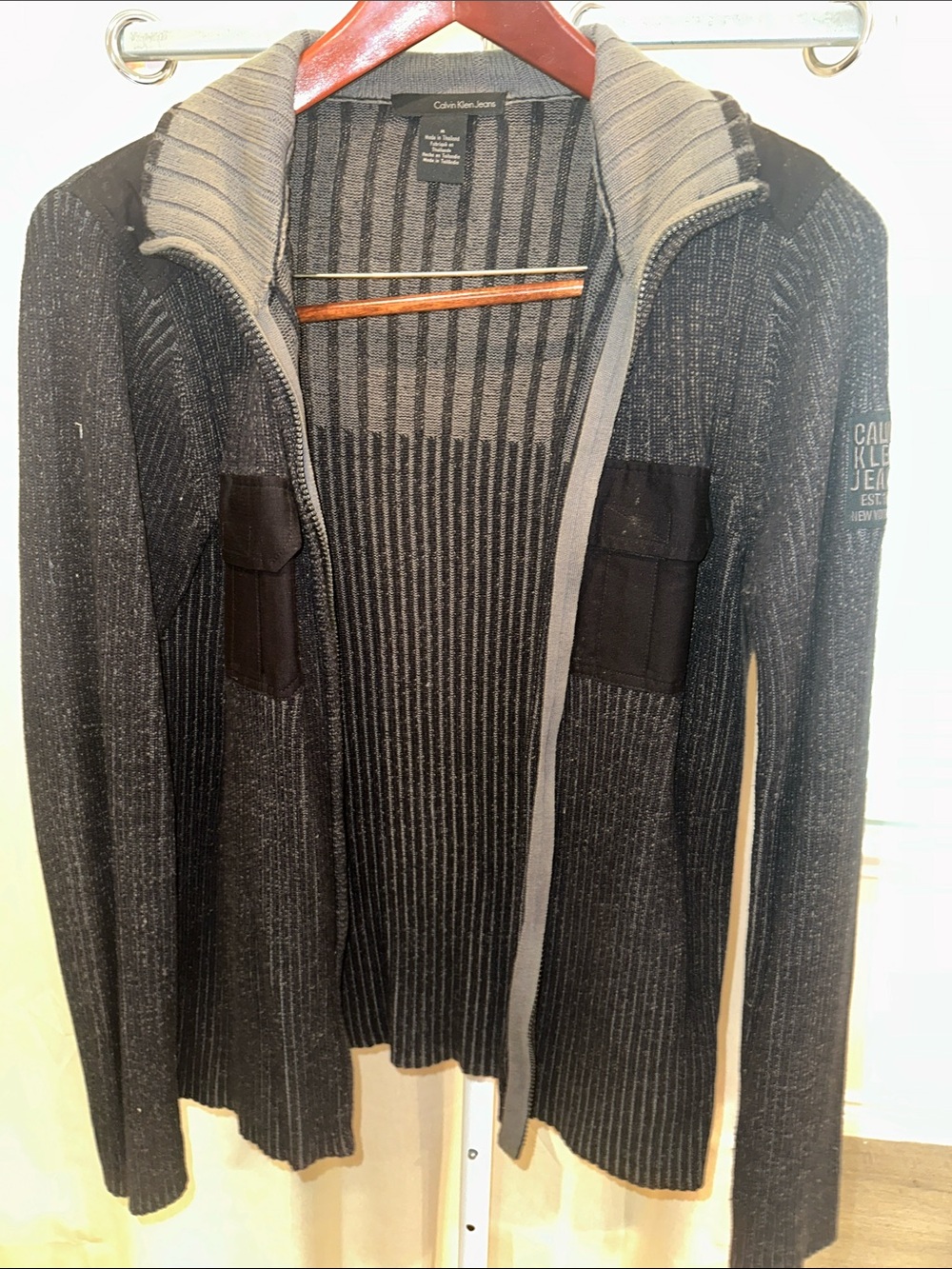 Calvin Klein Jeans Men’s Black & Charcoal Striped Zip Cardigan